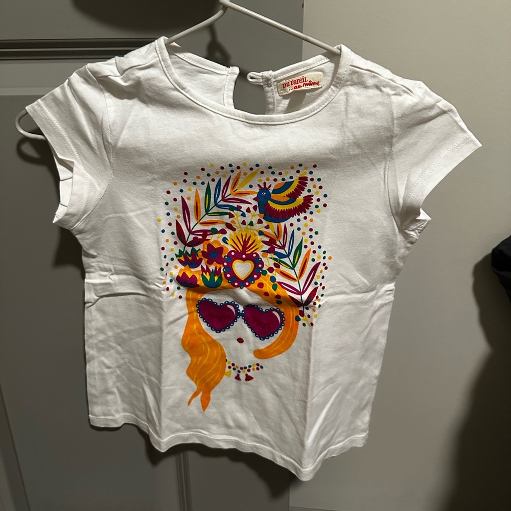 Du Pareil au Même White Tee with Colorful Folk Art Face for Girls -Size: 6 years